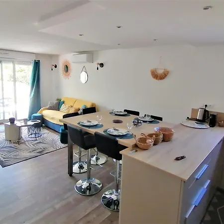 Cosy St Raph, Piscine Residence, Proche Apartman *