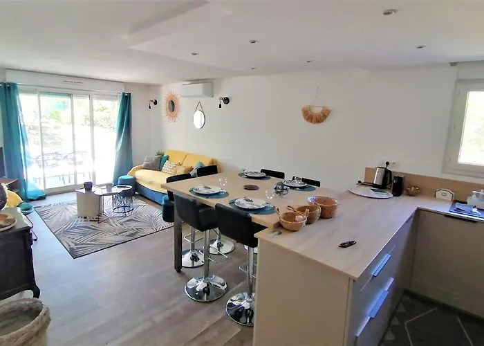 Cosy St Raph, Piscine Residence, Proche Apartman *